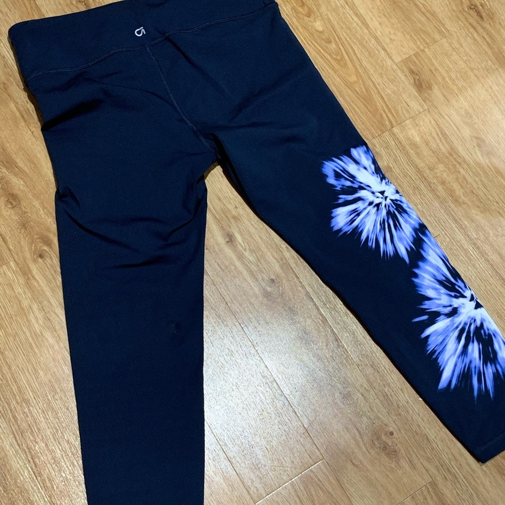Mid calf leggings